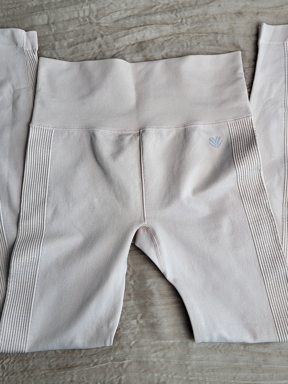 Forever 21 Ribbed Leggings Women’s S – White/Ivory High Waist Activewear